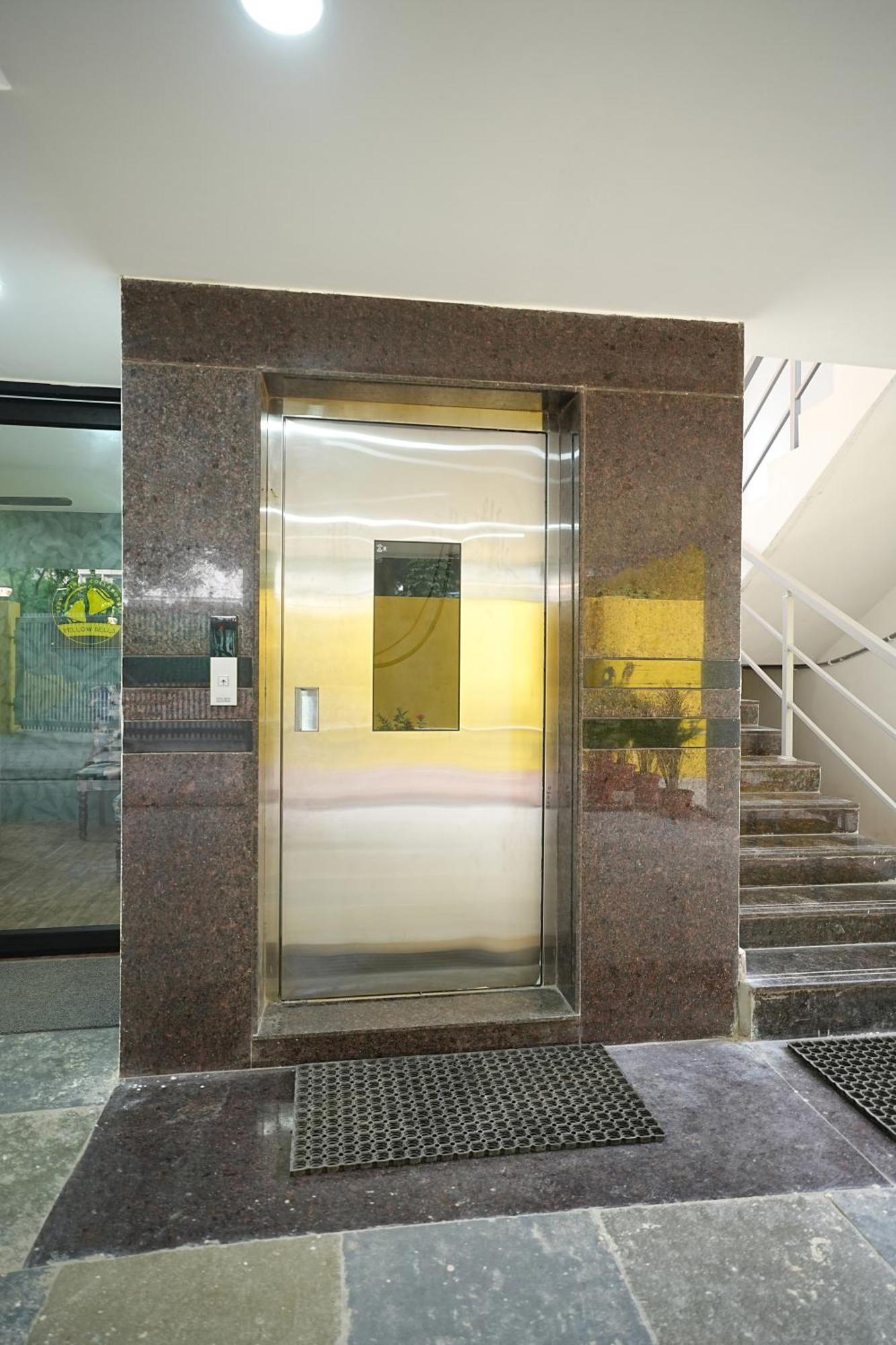 Yellow Bells Studios And Suites Gachibowli Exterior photo