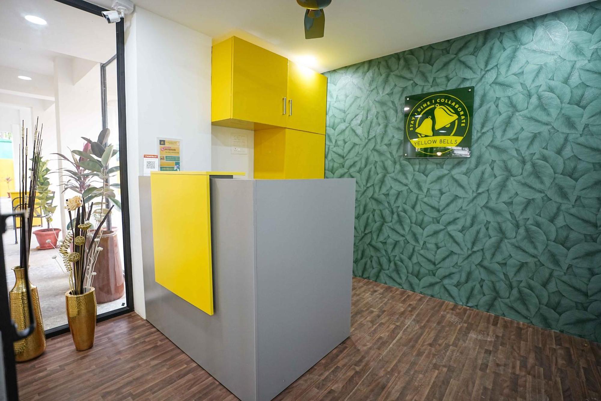 Yellow Bells Studios And Suites Gachibowli Exterior photo