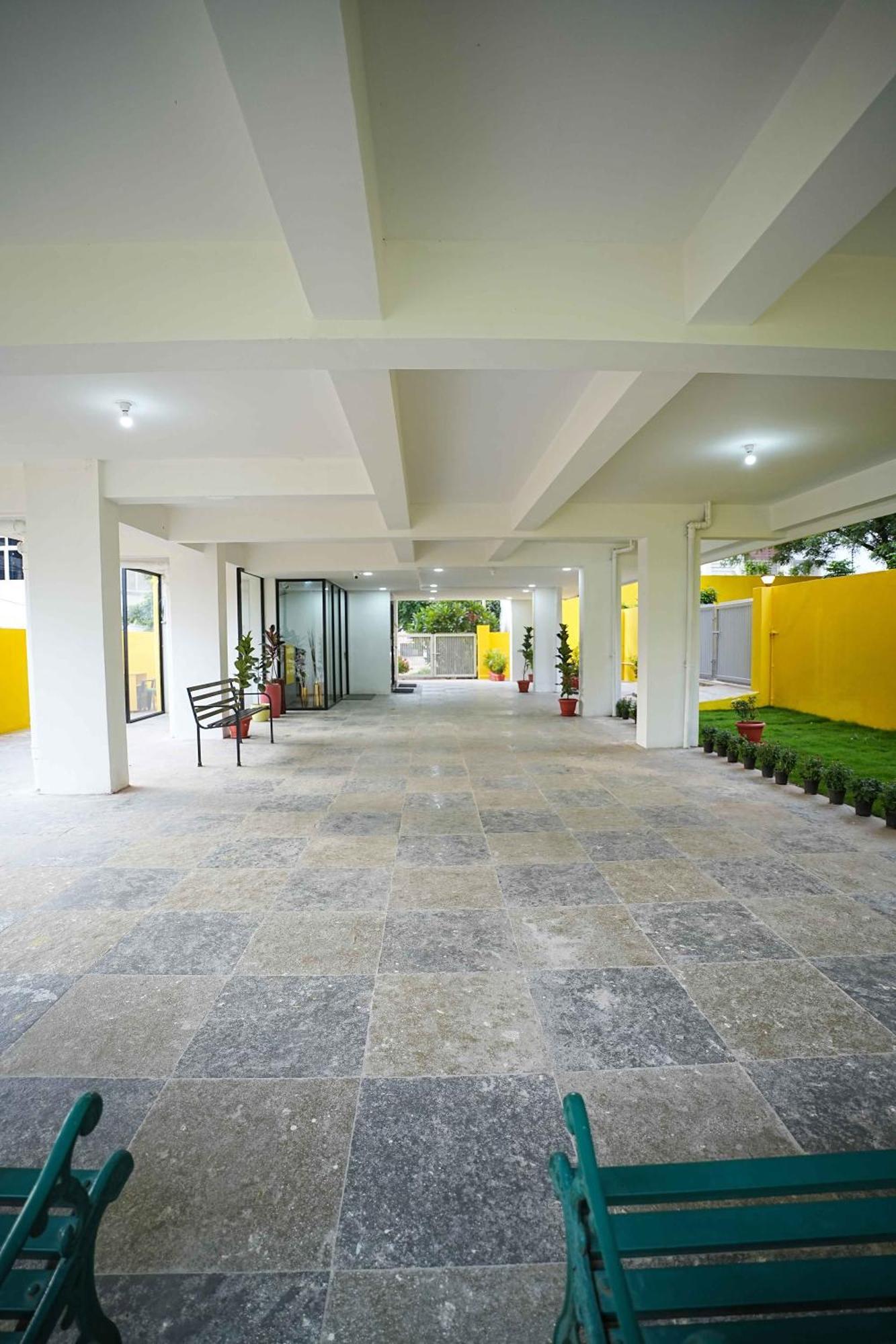Yellow Bells Studios And Suites Gachibowli Exterior photo