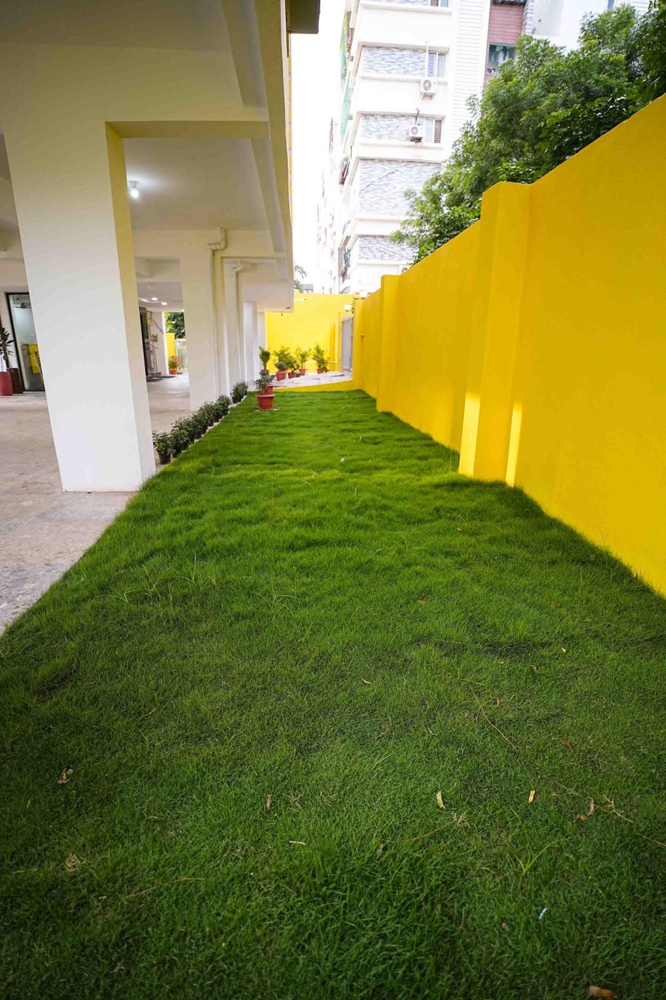 Yellow Bells Studios And Suites Gachibowli Exterior photo