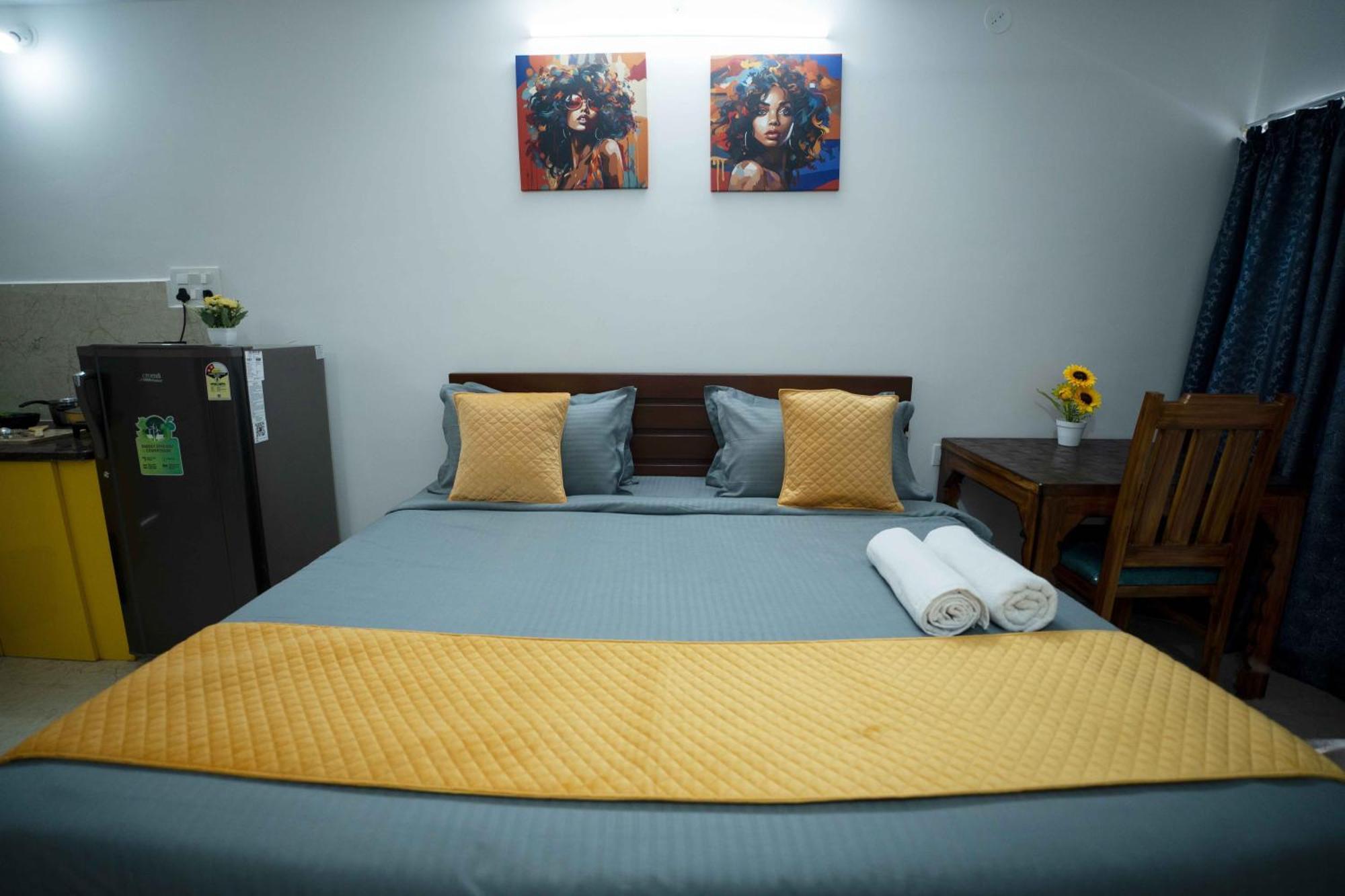 Yellow Bells Studios And Suites Gachibowli Exterior photo